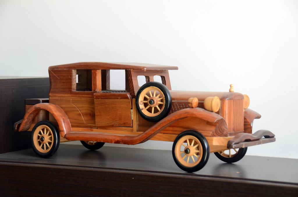 Vila Old Cars Cristian  Eksteriør billede